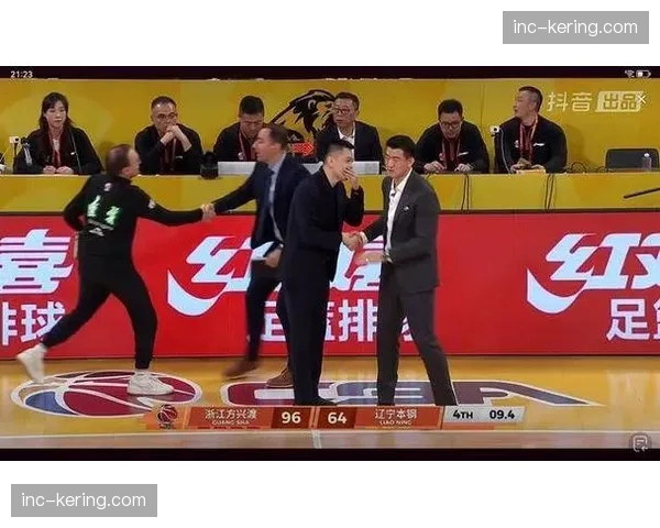 主场优势成抢分关键 多支球队主客场表现差异显著 主场优势成抢分关键 多支球队主客场表现差异显著